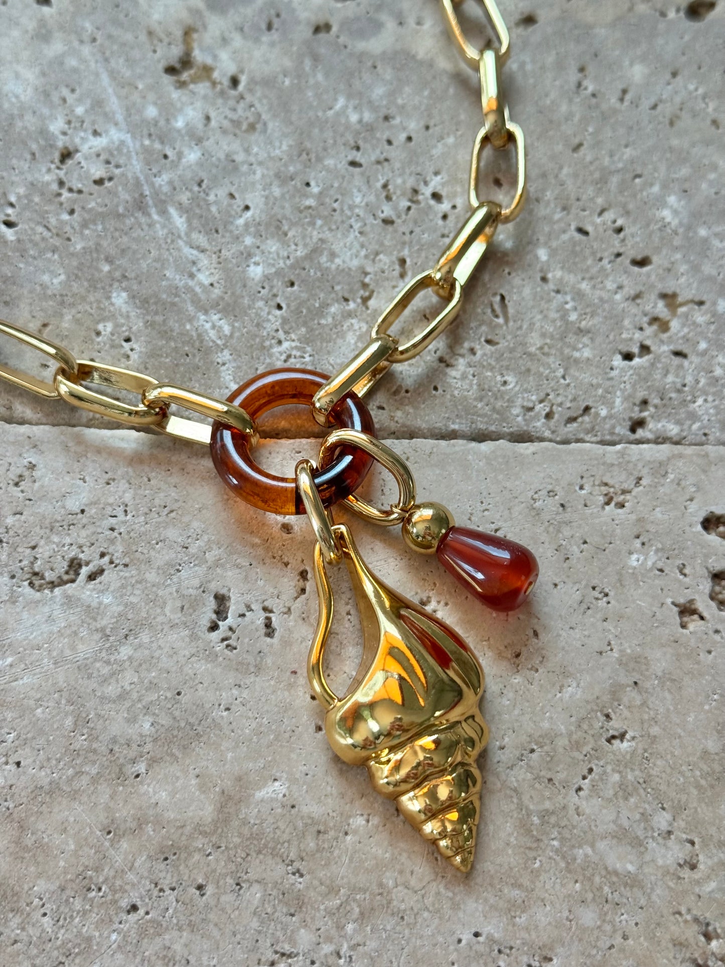 Gold Shell Necklace Set
