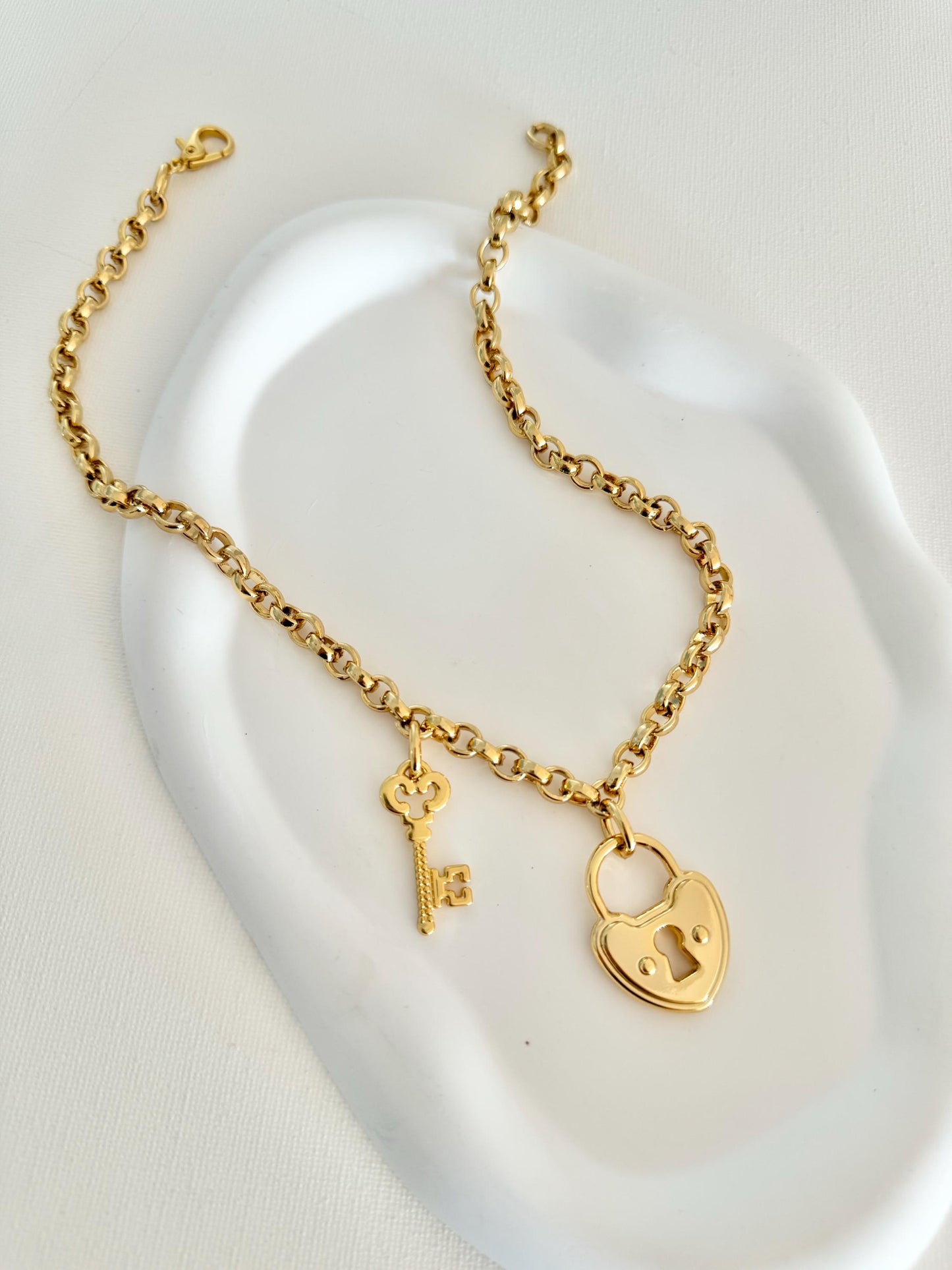 Heart Lock and Key Necklace | Gold Rolo Chain Charm Necklace | Love Necklace | Antique Vintage Lock Key Necklace | Layering Necklace