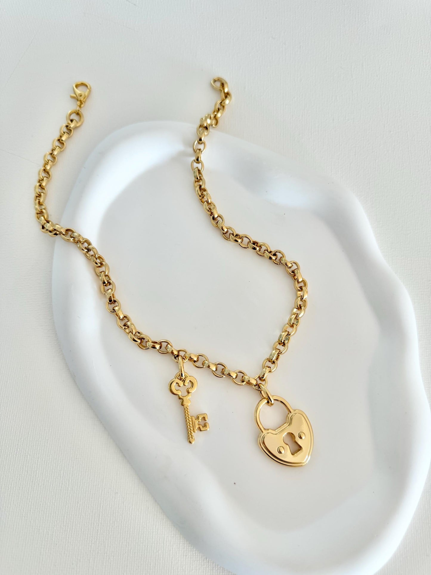 Heart Lock and Key Necklace | Gold Rolo Chain Charm Necklace | Love Necklace | Antique Vintage Lock Key Necklace | Layering Necklace