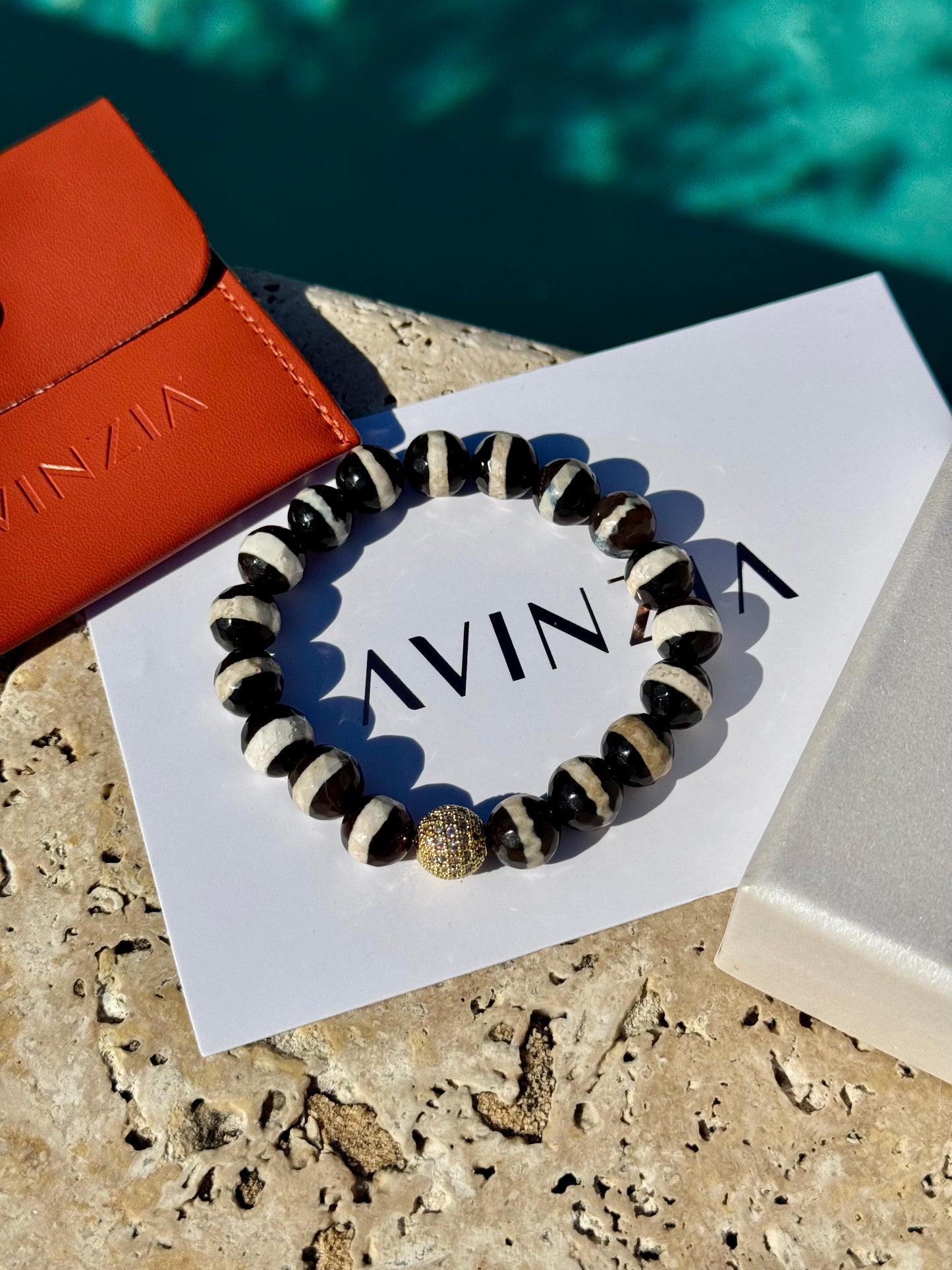 Faceted Tibetan Striped dZi Agate Bracelet