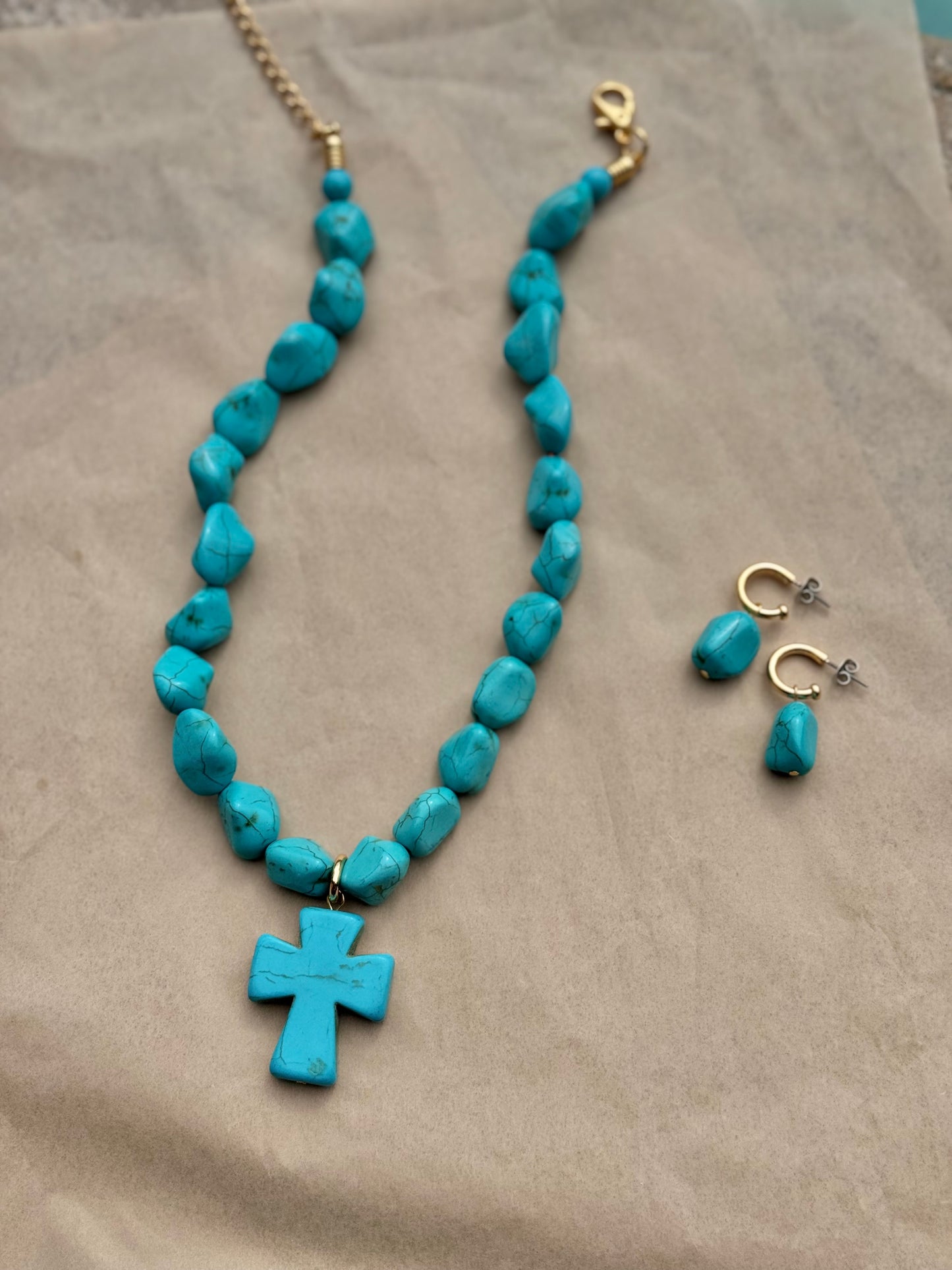 Turquoise Necklace Set