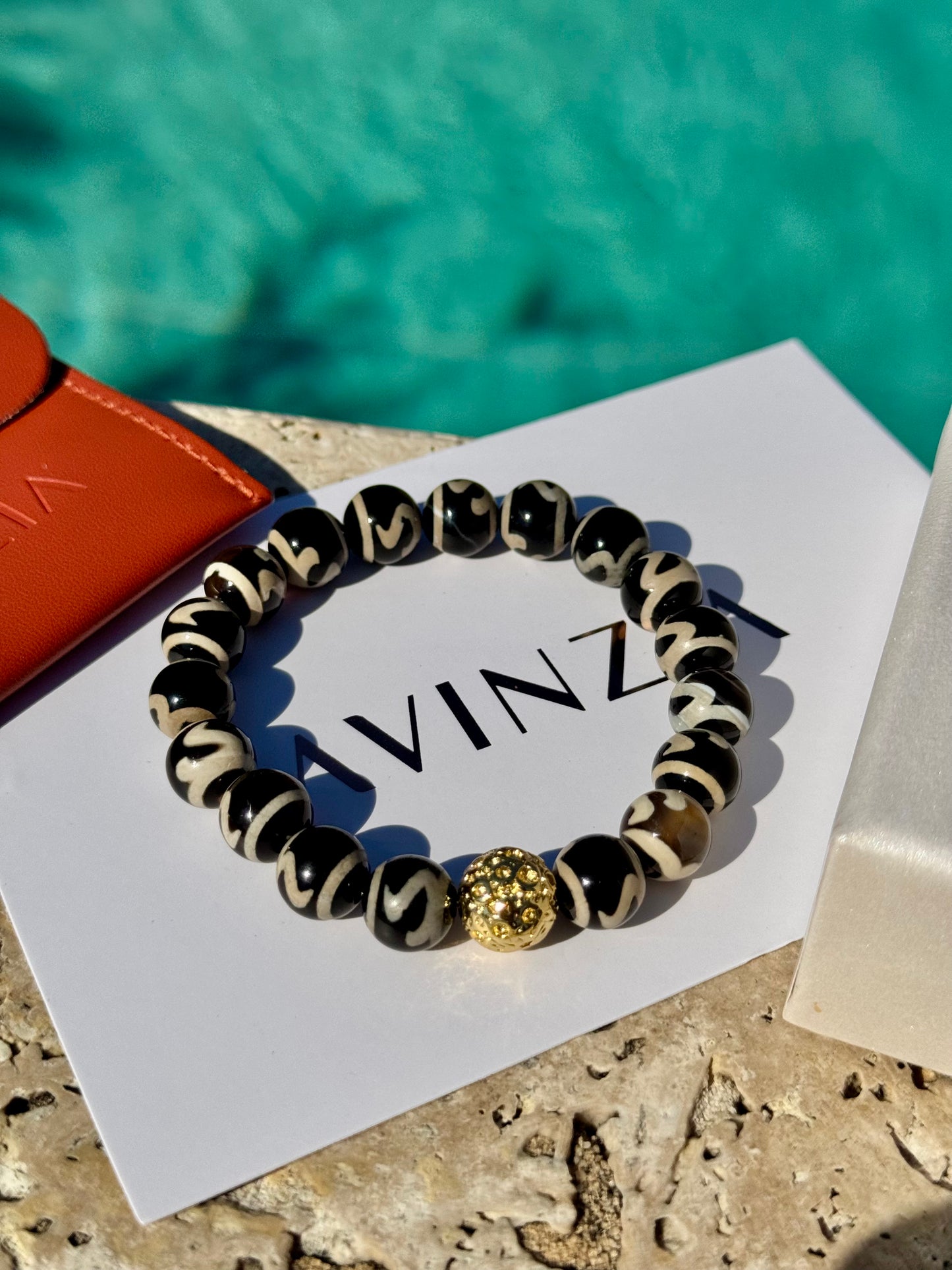 Tibetan Agate dZi Bracelet