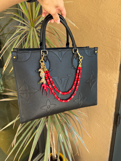 Tropical parrot bag accessory – AVINZIA