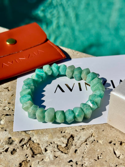 Nugget amazonite bracelet in soothing blue-green – AVINZIA jewelry