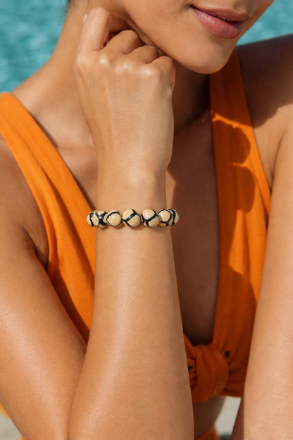Giraffe skin agate bracelet with Tibetan dZi beads by AVINZIA