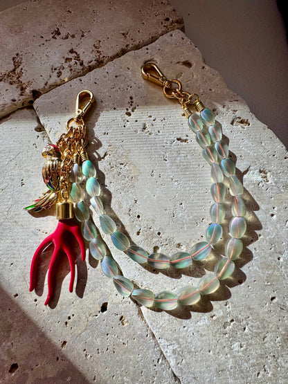 Parrot charm for totes and backpacks – AVINZIA