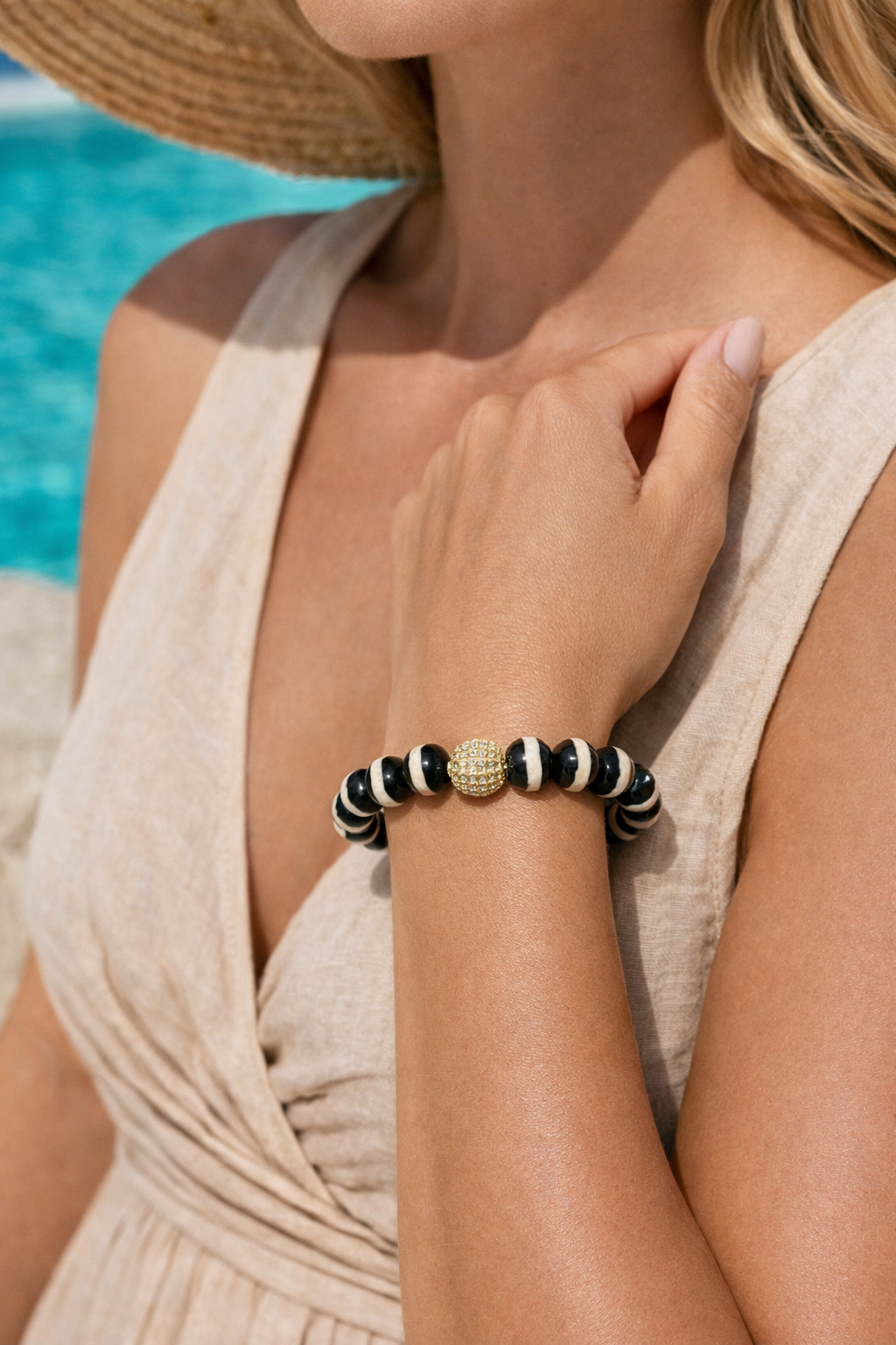 Faceted Tibetan Striped dZi Agate Bracelet
