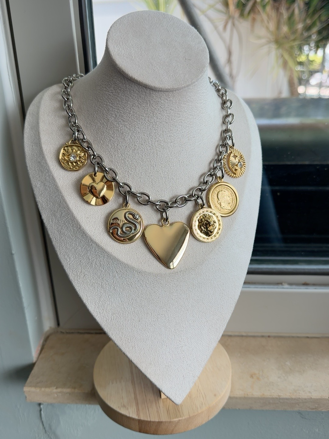 Becca Necklace