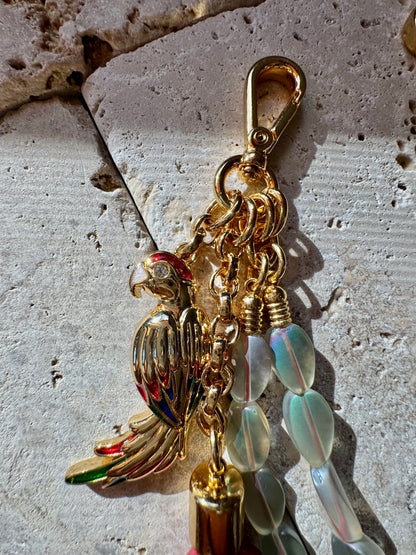 Parrot bag charm with tropical flair – AVINZIA