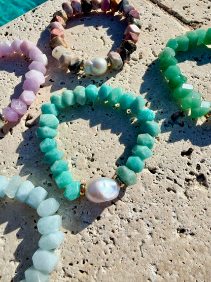 Handmade gemstone and pearl bracelet, coastal style – AVINZIA