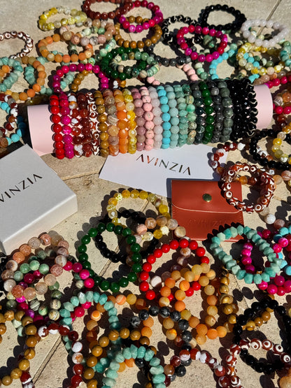 Handmade gemstone stretch bracelet – AVINZIA