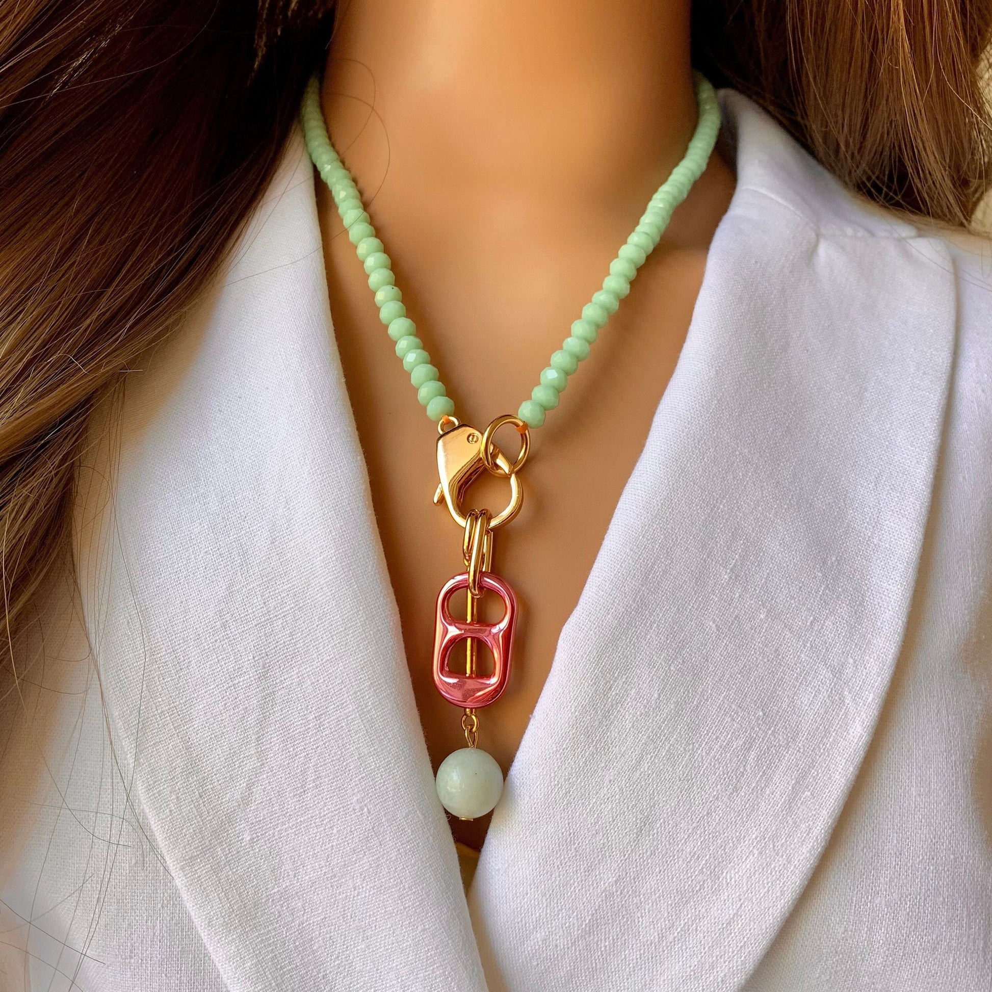 Soda cap necklace Gold padlock chain Green crystal beaded necklace with pink sofa cap charm Layering necklace summer Vibrant necklace