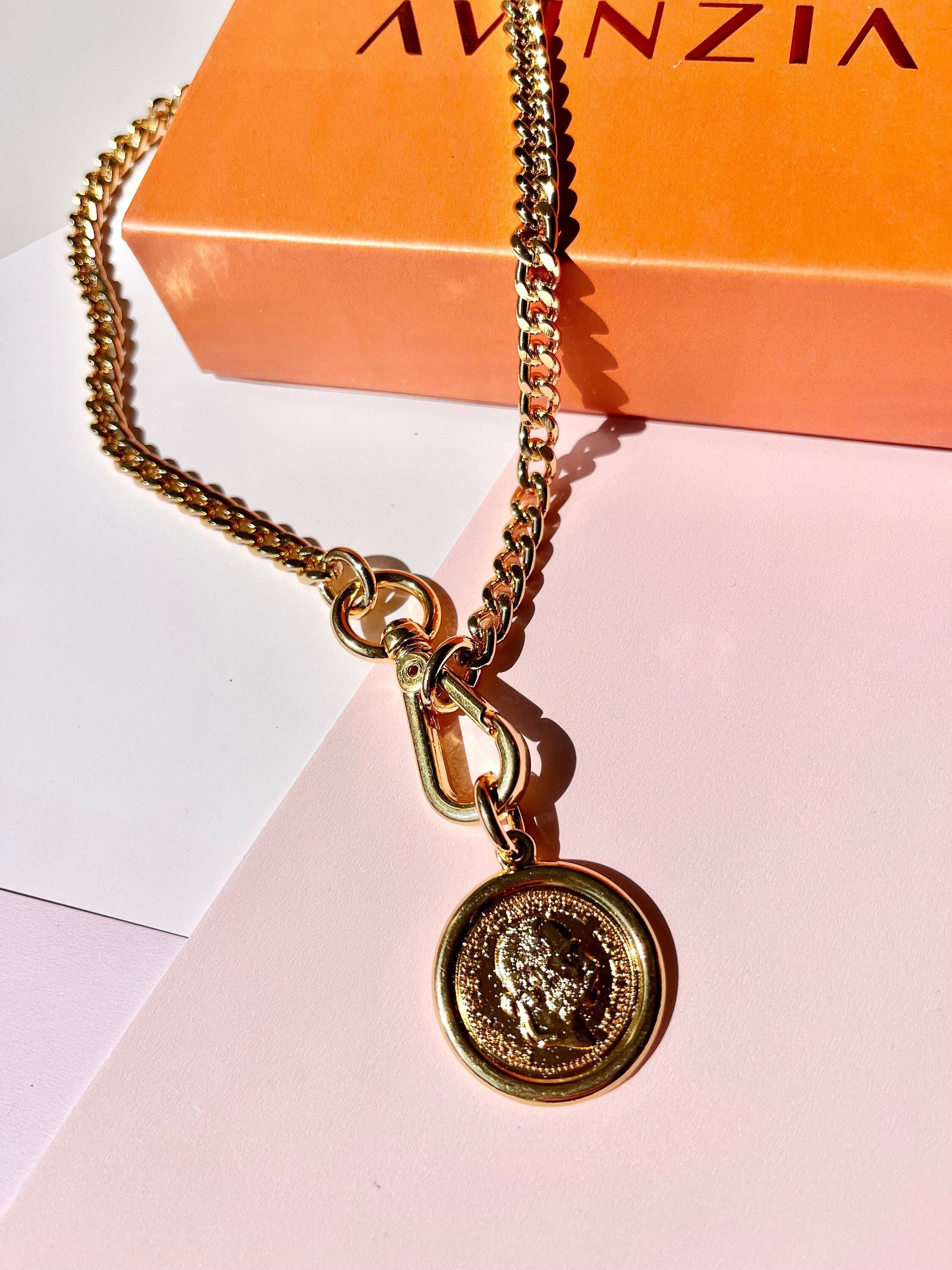 Large Front Clasp Necklace | Gold Coin Medallion Necklace | Cuban Chain Necklace Chain | Gift for Her