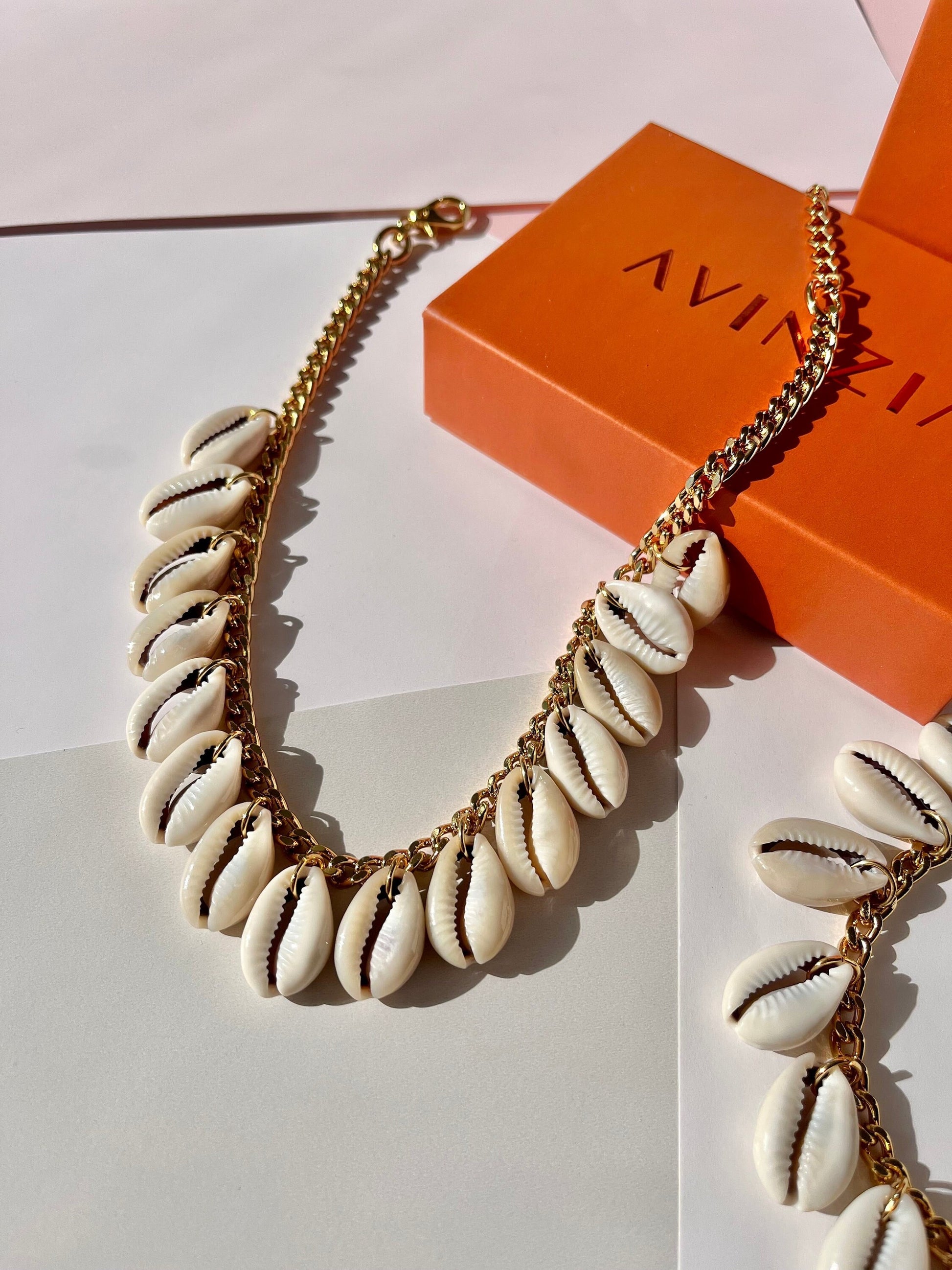 Puka Shell Necklace – AVINZIA