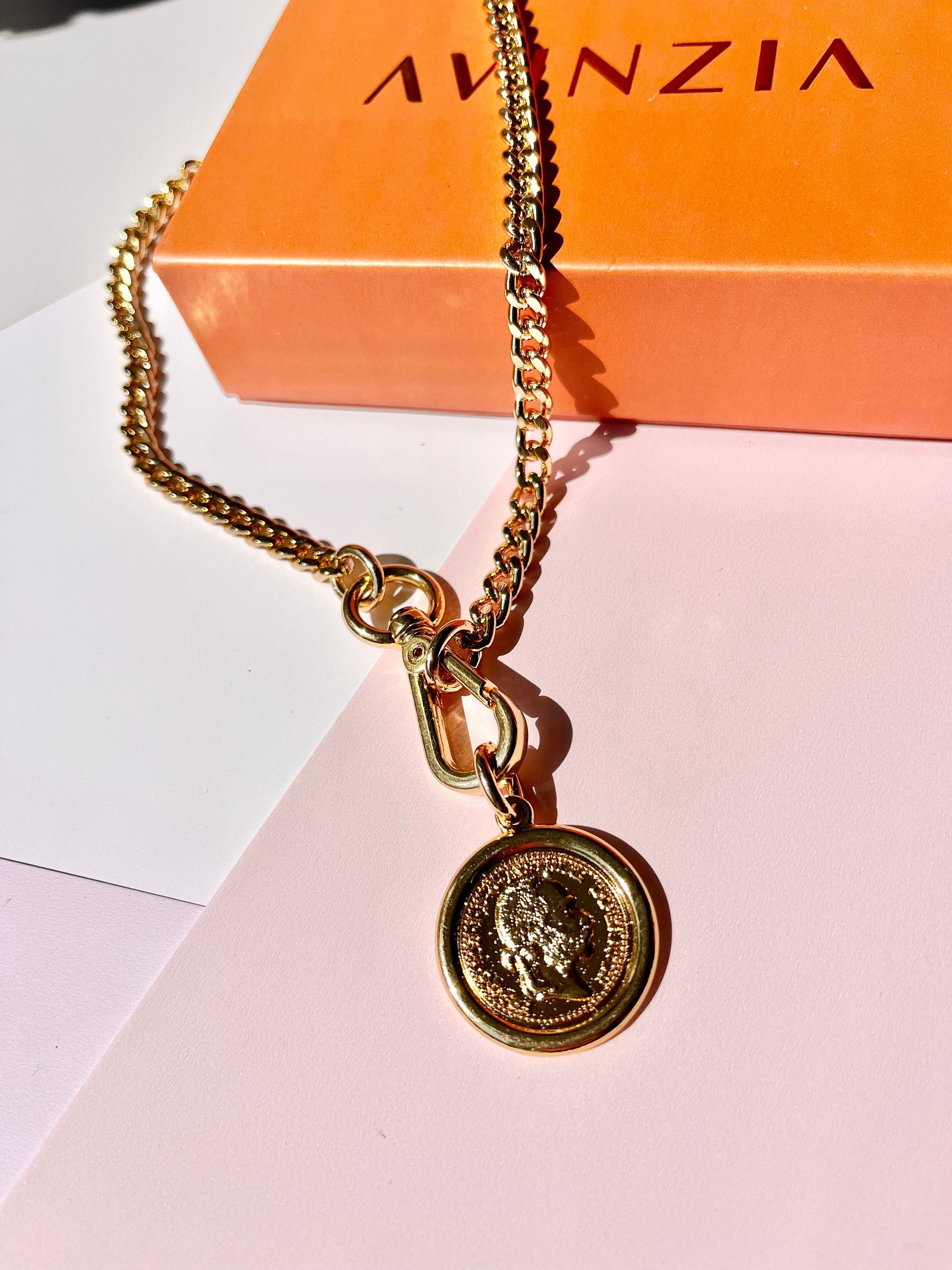 Large Front Clasp Necklace | Gold Coin Medallion Necklace | Cuban Chain Necklace Chain | Gift for Her