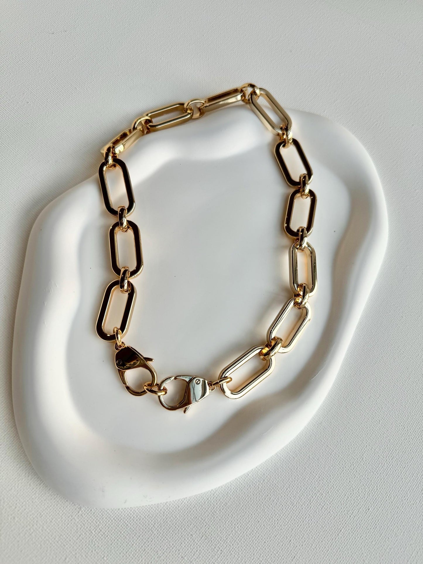 18” Gold Chunky Chain Necklace | Front Clasp Gold Link Chain Necklace, Large Link Chain, Chunky Gold Necklace, Chunky Chain Necklace