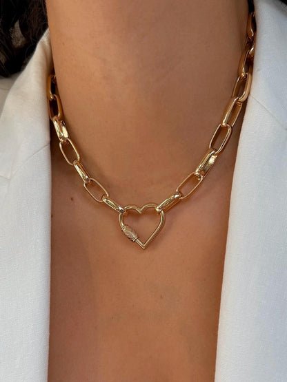 Chunky gold heart necklace, handmade in Florida – AVINZIA