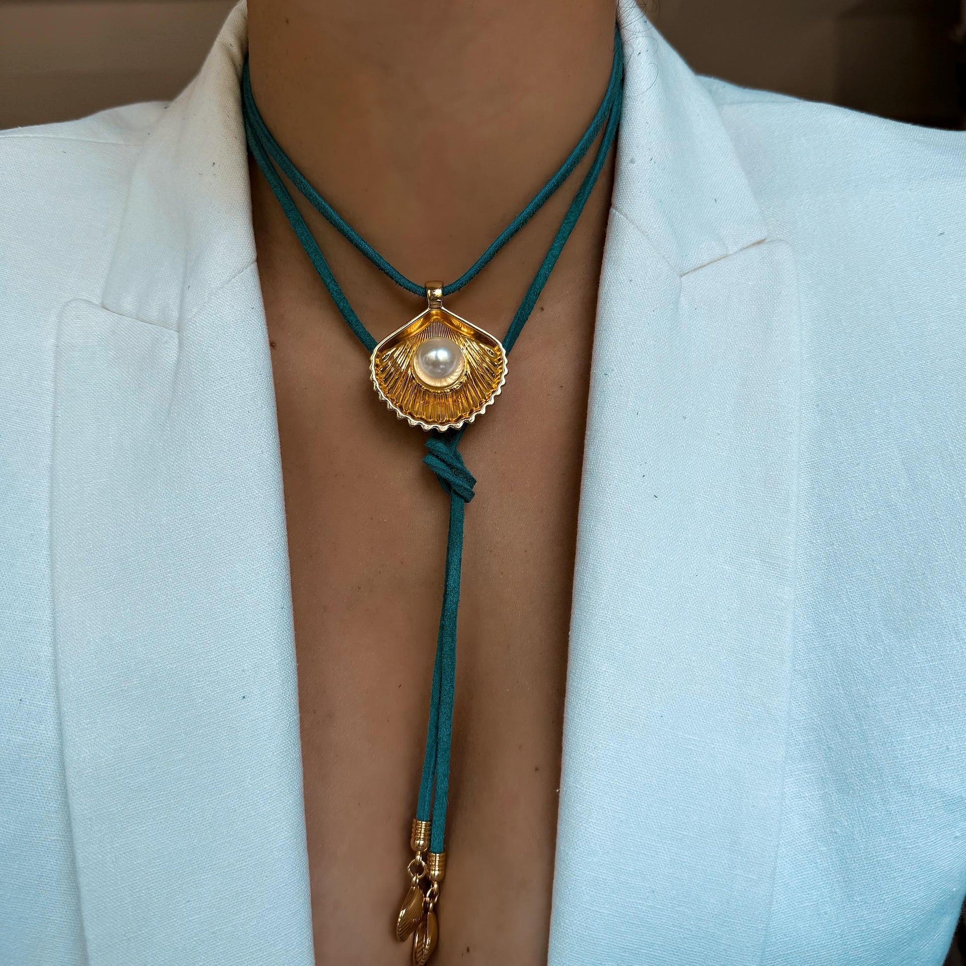 Turquoise Genuine Leather Wrap Necklace | Shell Necklace | Imitation Pearl Necklace