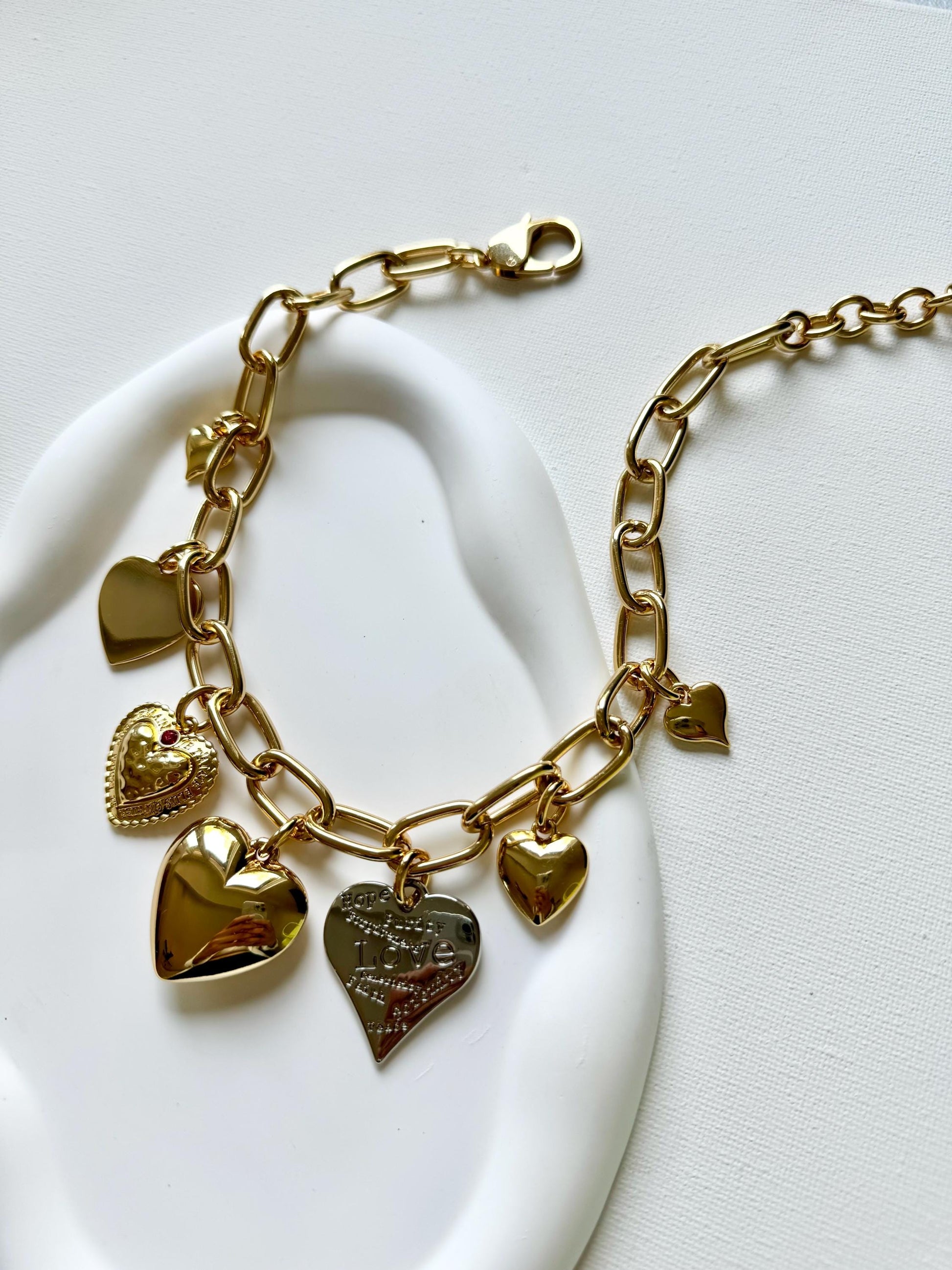 Queen of Hearts Necklace | Heart Charm Necklace | Mixed Hearts Gold Necklace Chain | Christmas Gift for Her | Charms Necklace Jewelry