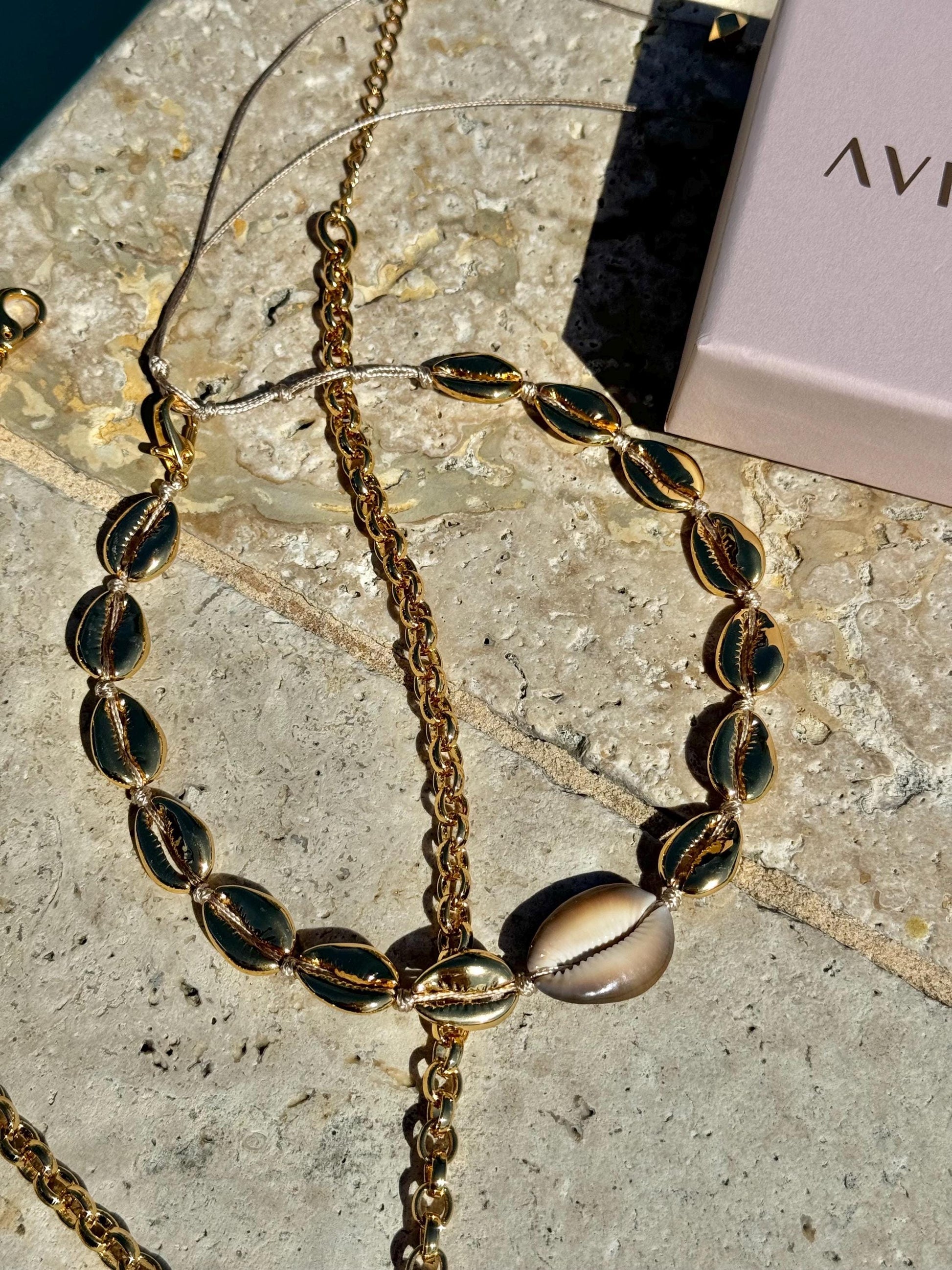 Gold Cowrie Shell Choker Necklace | Cowrie Shell Charm Chain | Luxurious Cowrie Shell Necklace | Summer Jewelry 2025