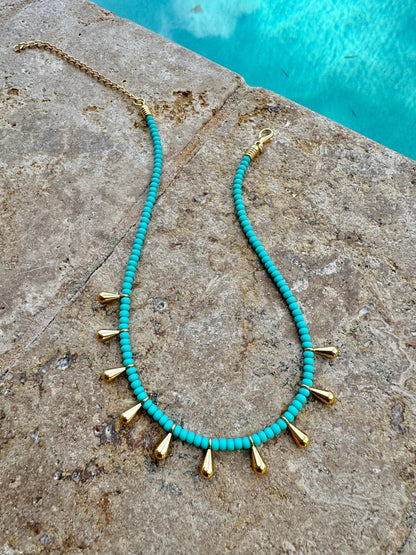 Horseshoe Beaded Necklace | Turquoise Cowrie Shell Charm Chain | Bohemian Summer Layered Necklace | Layering Necklace | Beach Necklace