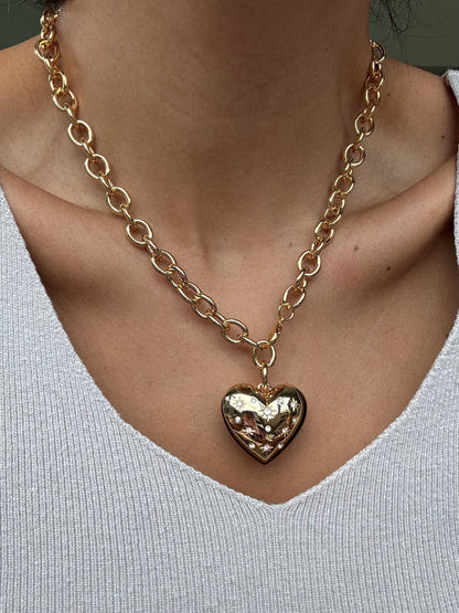 Bubble heart pendant necklace in gold – AVINZIA