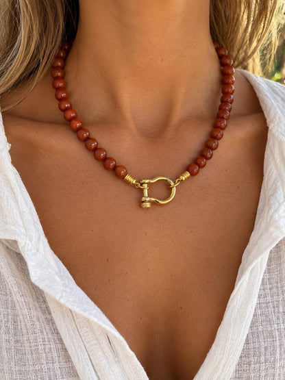Gemstone shackle necklace with 18k gold clasp – pyrite, red jasper and moss agate beads by AVINZIA