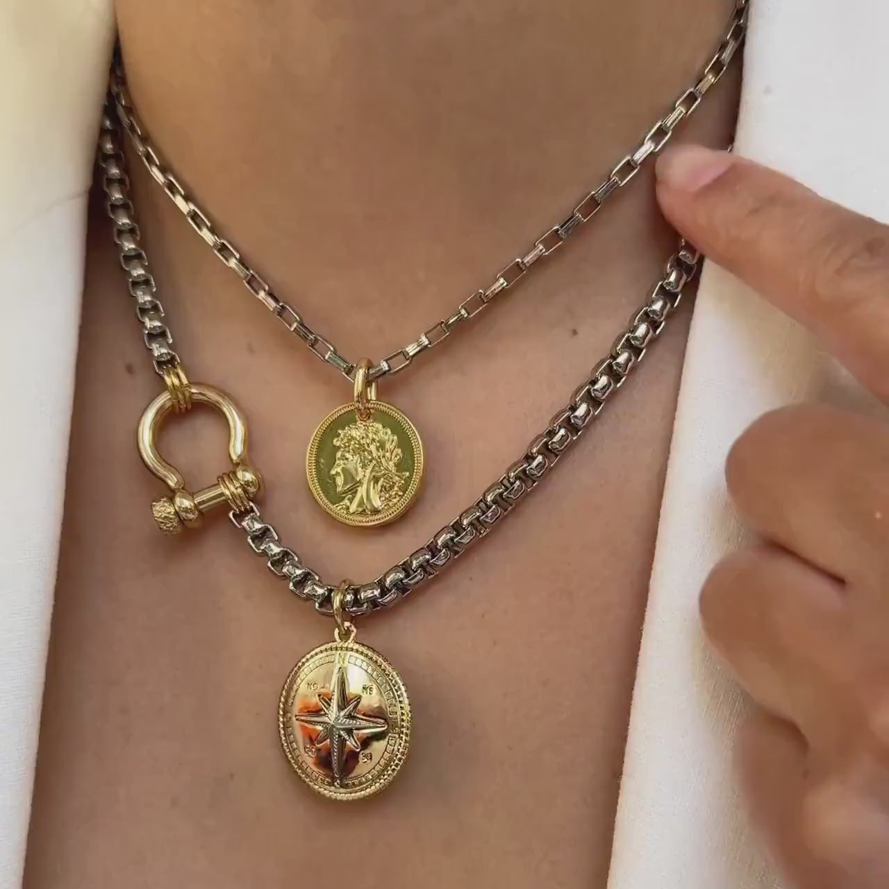 Gold Compass Charm Necklace: Horseshoe Clasp Boxchain - Siren Jewelry